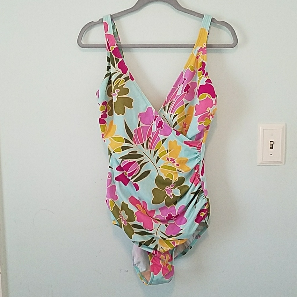 Miraclesuit swim wear